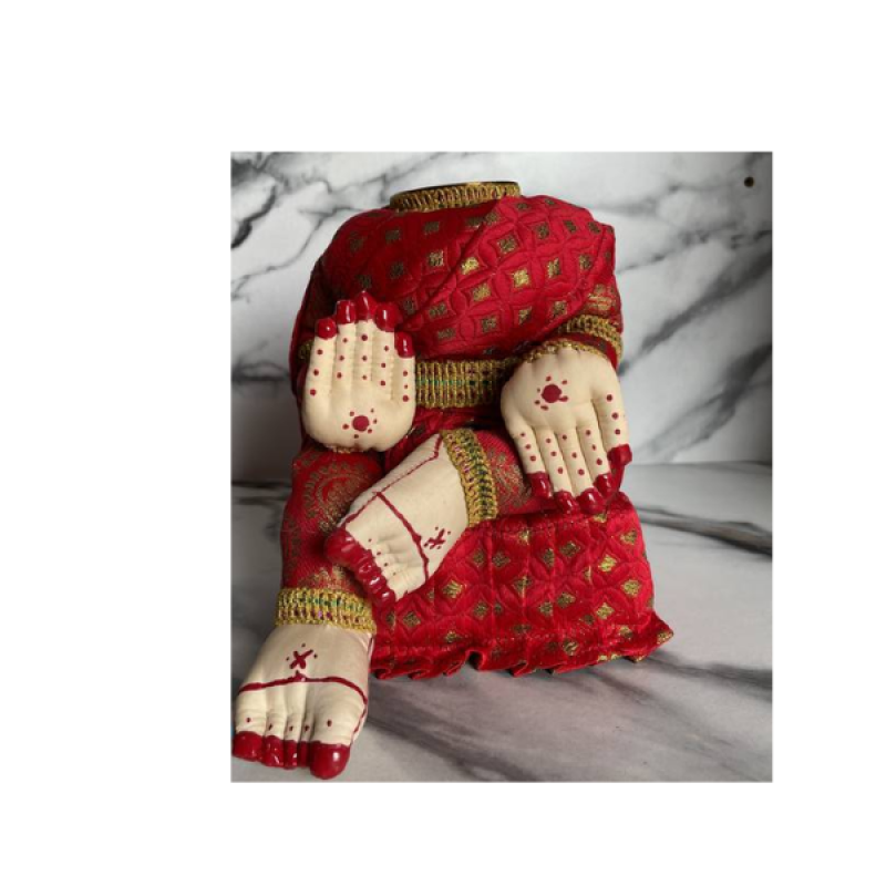 Divine Handcrafted Varalakshmi Idol (7x5 Inch) – Premium Decorative Murti for Varamahalakshmi Vrata & Home Shringar by Locate Us Store